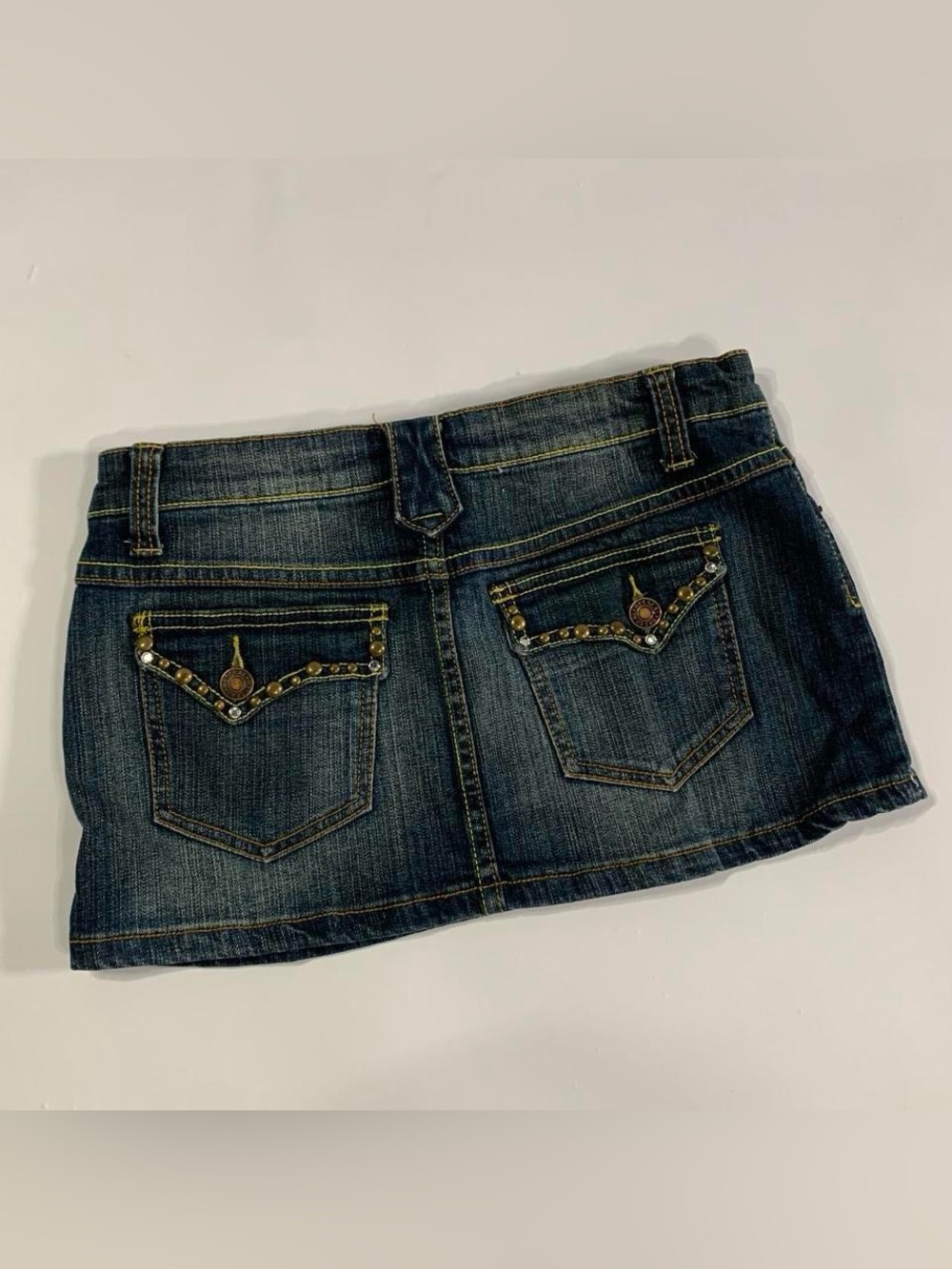 Y2K Wet Seal Studded Low Rise Denim Mini Skirt Size M Dark Wash